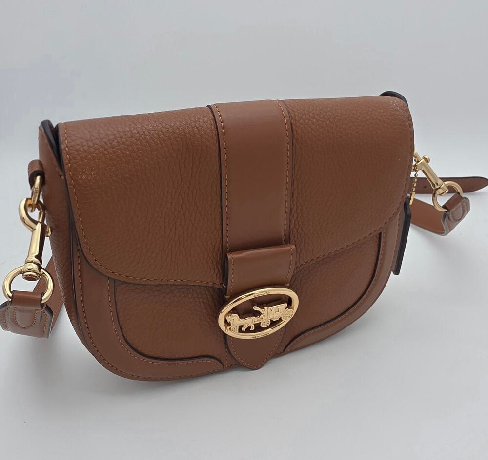 Coach Saddle Bag with Horse and Carriage – Camel Pebbled Leather